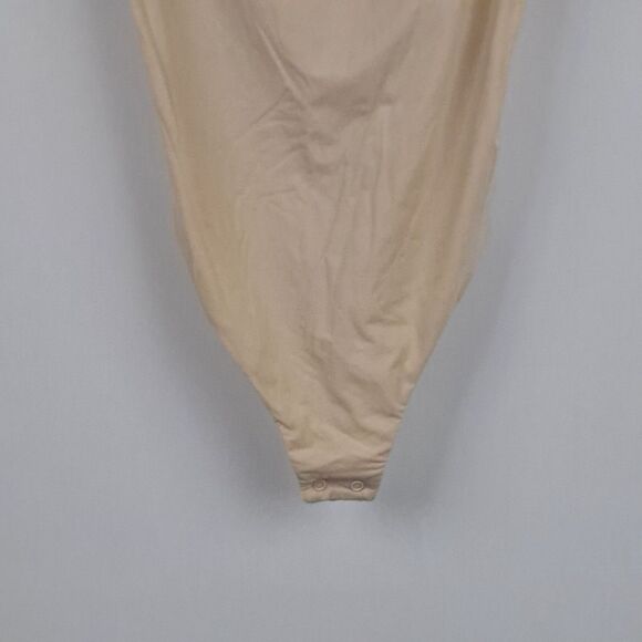 Skims ladies bodysuit NWT - Picture 3 of 9